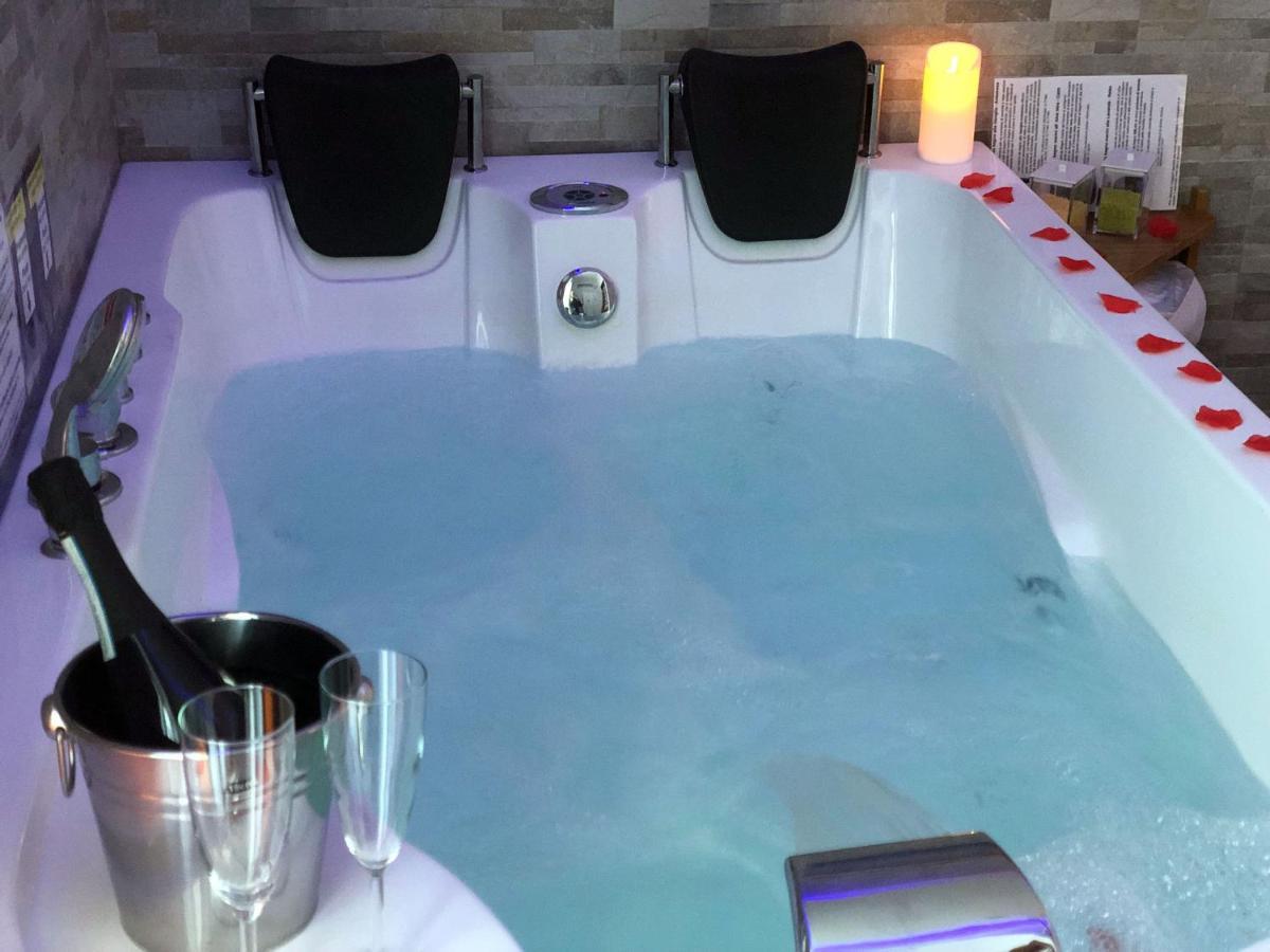 Suite Spa Bath